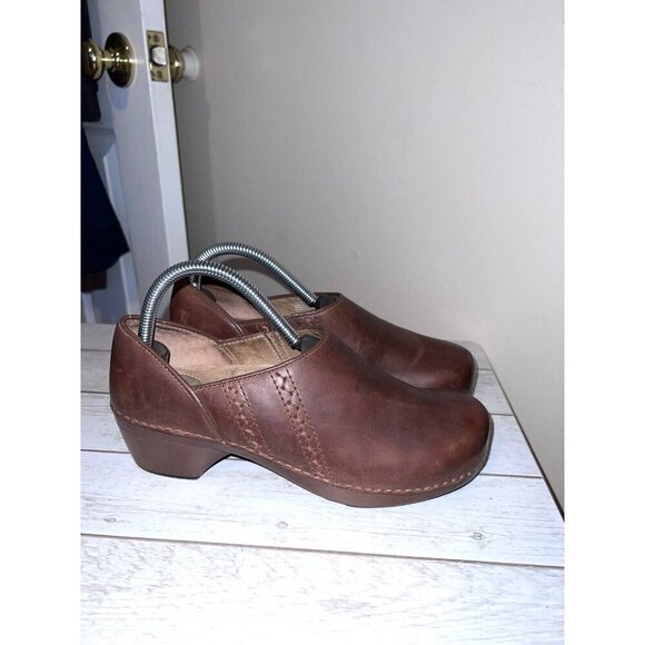 DANSKO Womens Clogs Shoes Brown Leather Slip On Low Heels SZ 39 - Picture 6 of 16